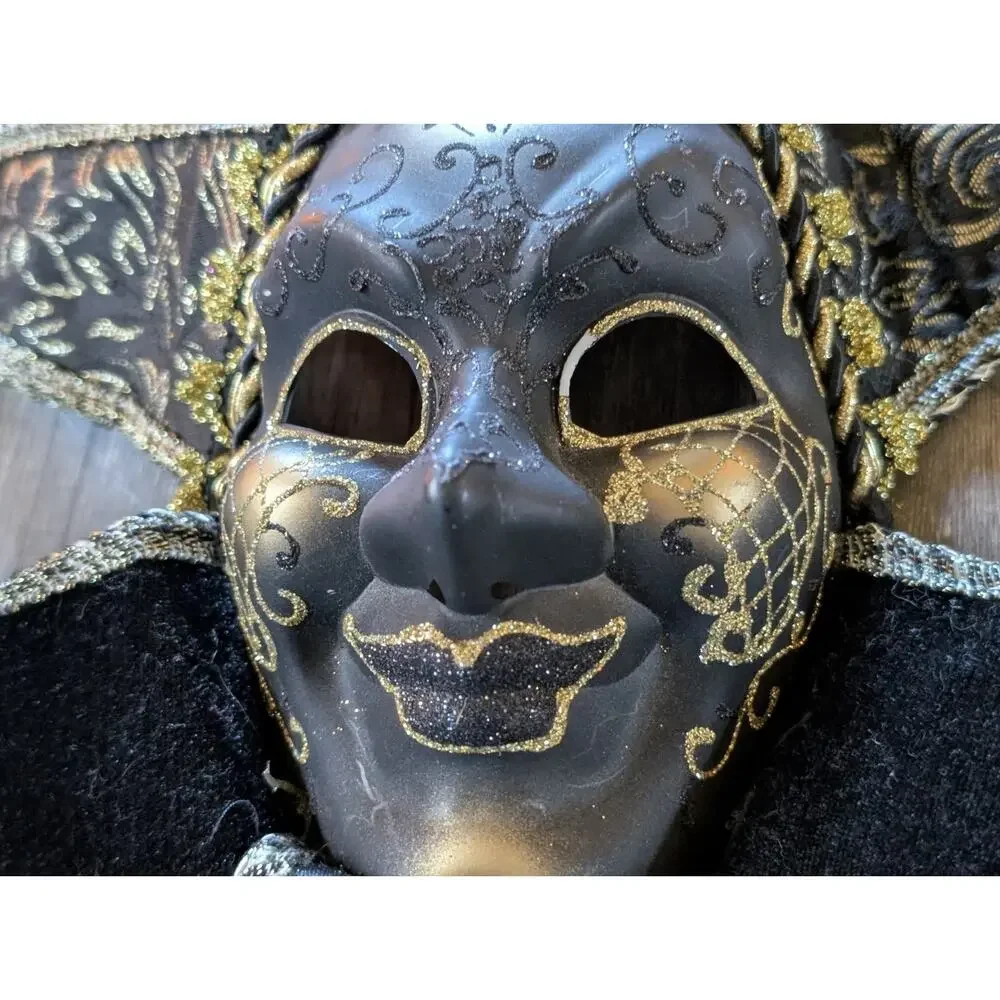 NEW! TOOMEY'S Mardi Gras HANDMADE JESTER Mask Full Face Black Gold Party